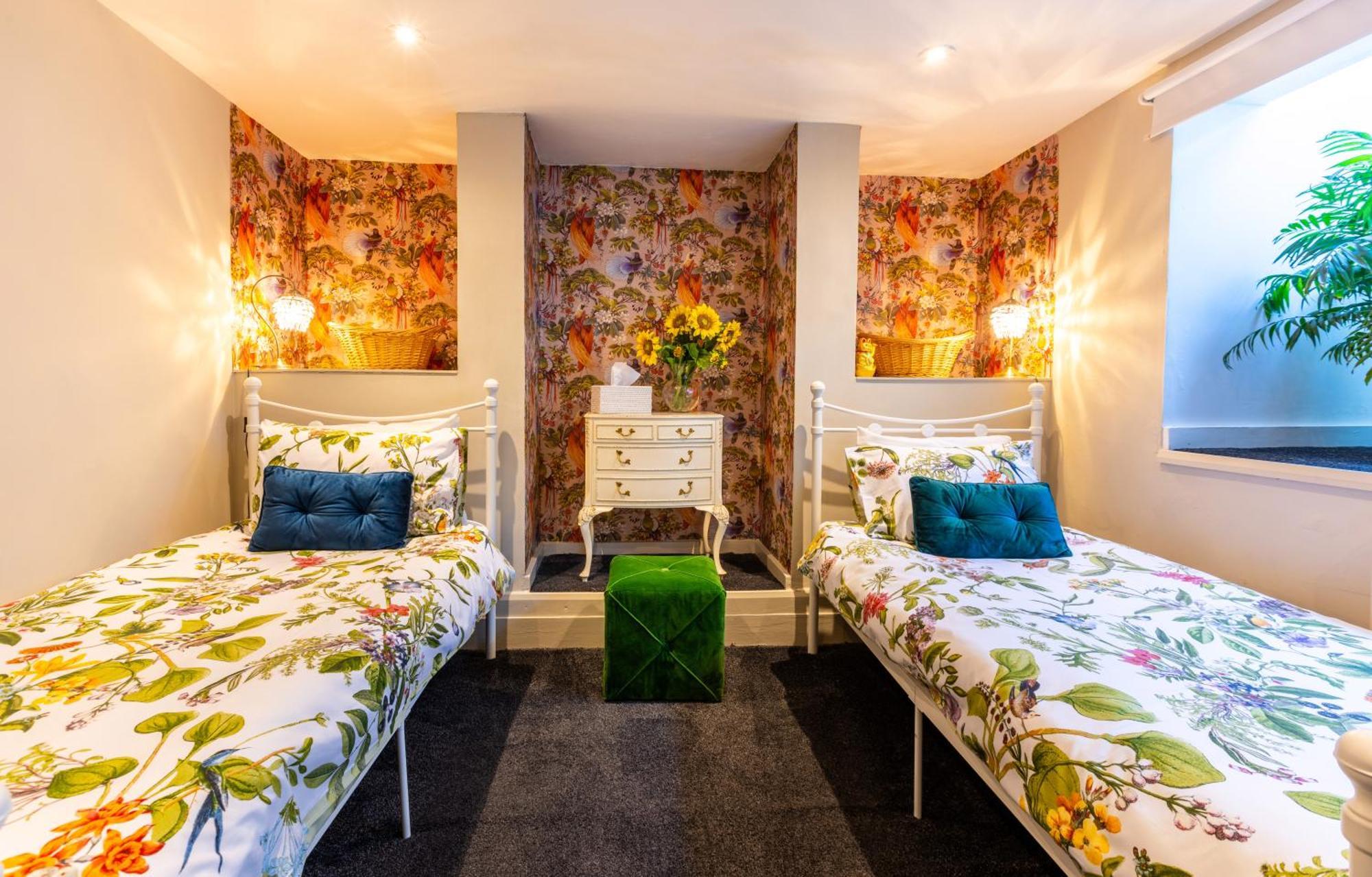 Kira Beach House, Hove Beach Ngoại thất bức ảnh